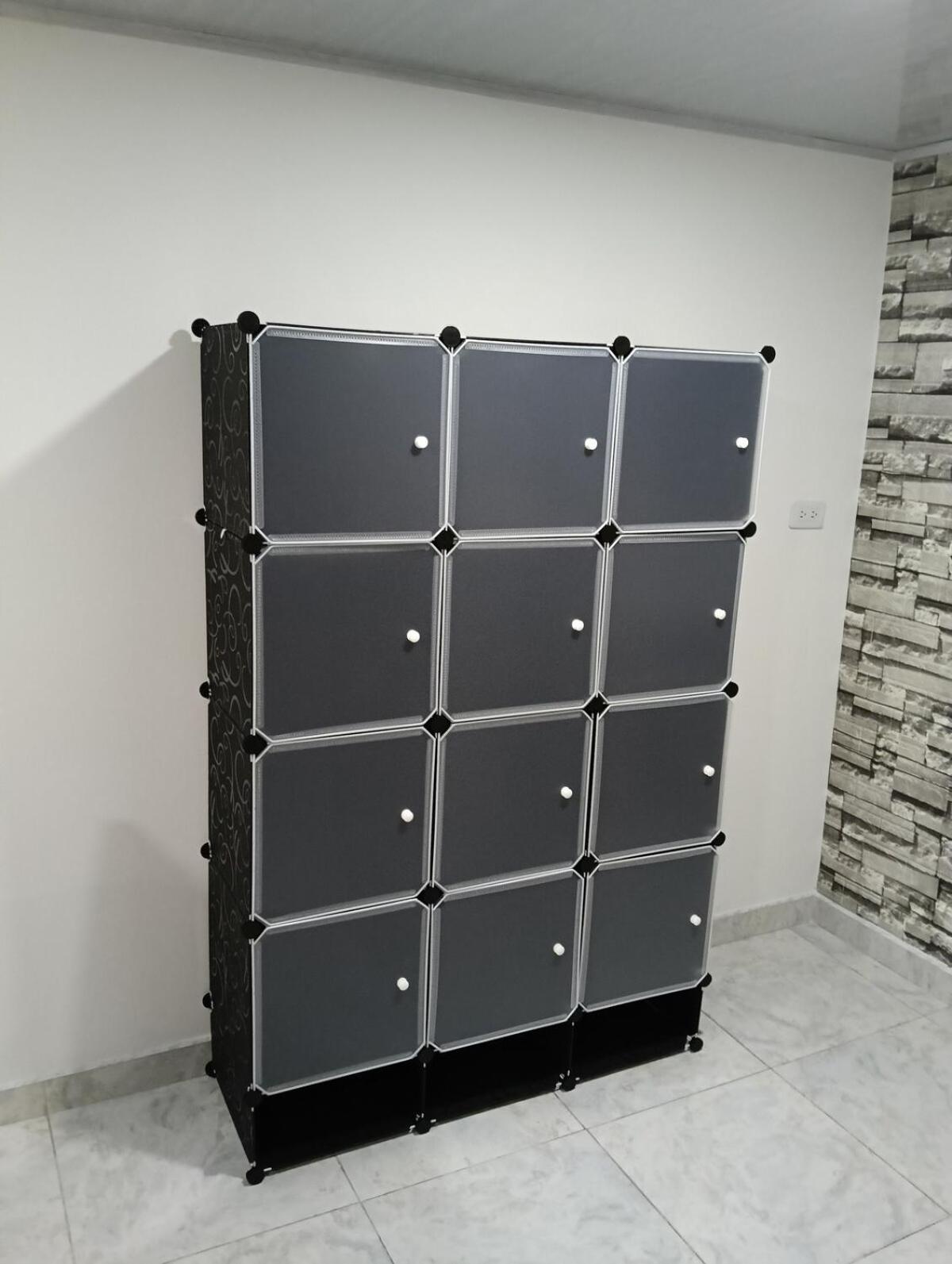 Aparta Estudio Privado 1 *
