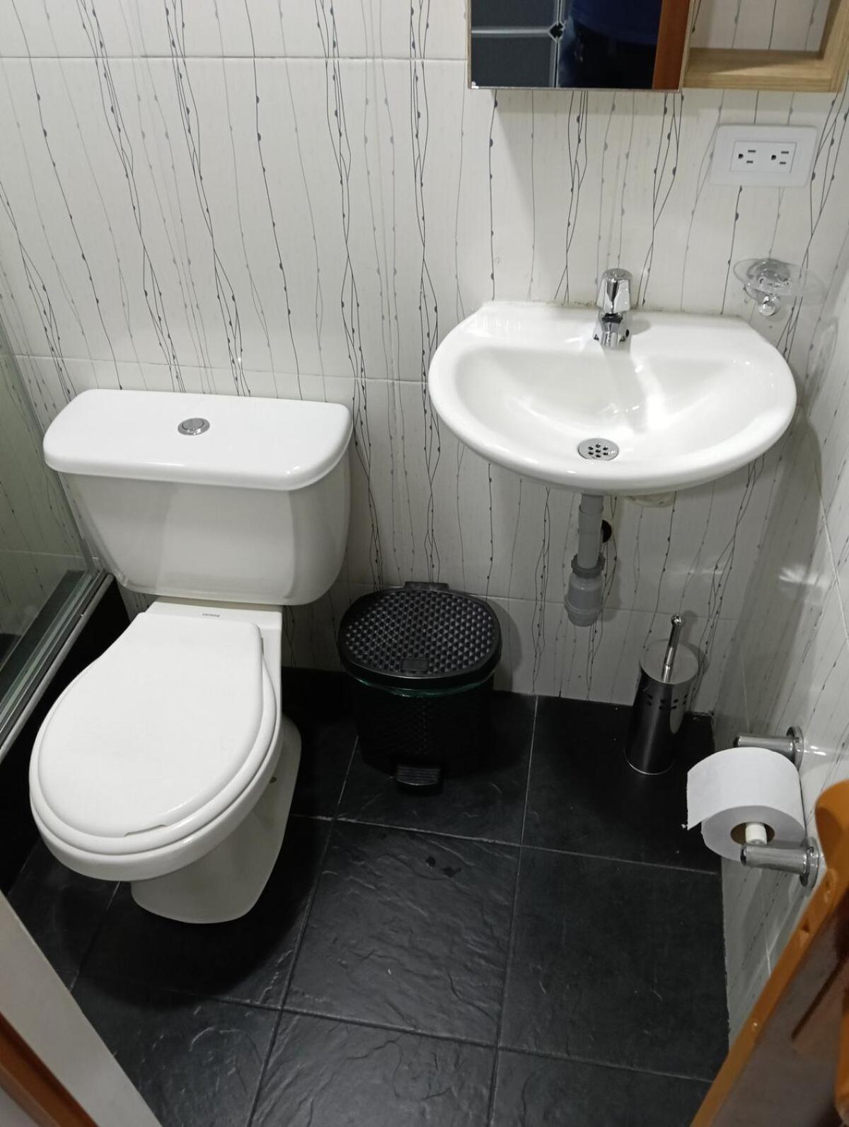 Aparta Estudio Privado 1 * Bogotá